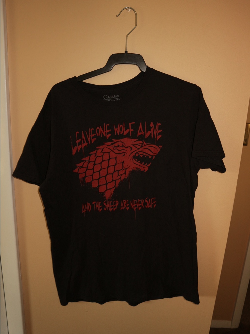 Men's Black T-Shirt with Red Direwolf Graphic